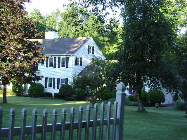 Building photograph for 317 MAIN ST N